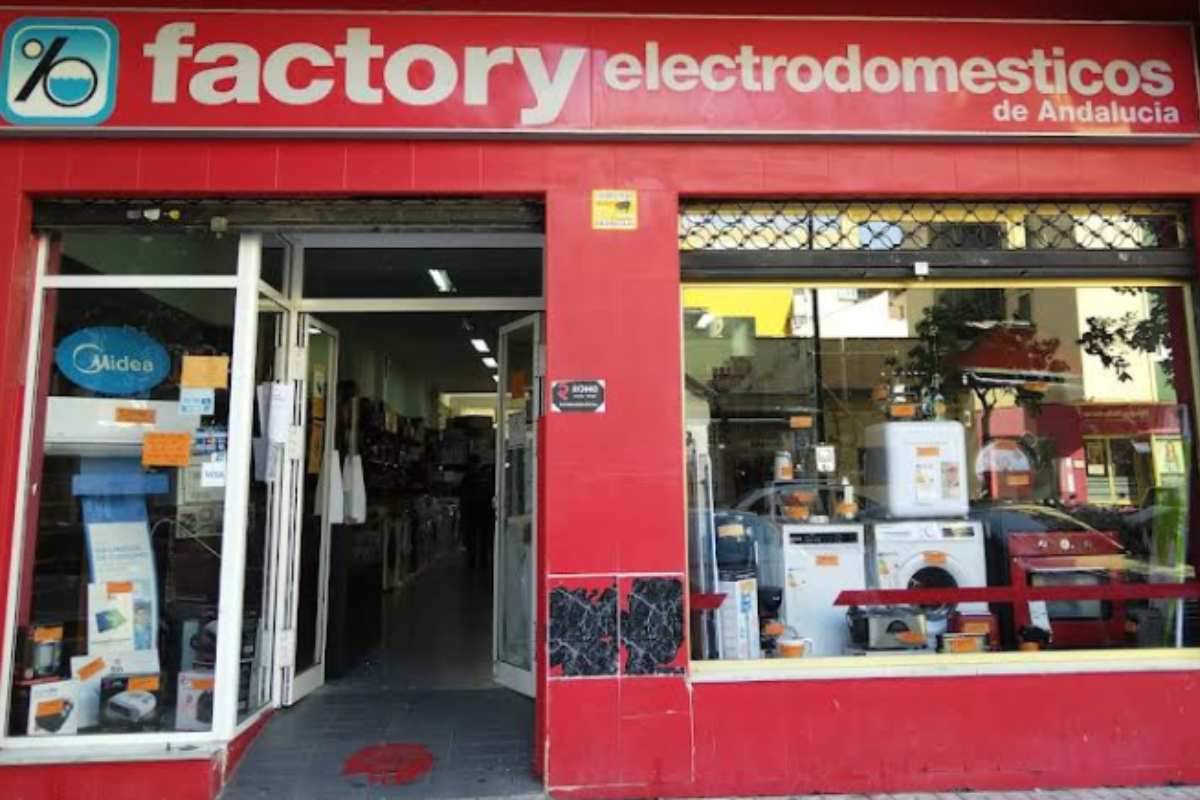 Tienda en Málaga de Héroe de Sostóa